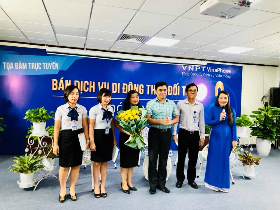 Tổng Công ty Dịch vụ Viễn thông tổ chức Tọa đàm “Bán dịch vụ di động theo đối tượng- Khó hay dễ” Tổng Công ty Dịch vụ Viễn thông tổ chức Tọa đàm “Bán dịch vụ di động theo đối tượng- Khó hay dễ”